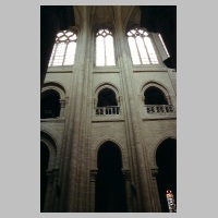 Senlis, Kathedrale, Langhaus, Blick von S, Foto Heinz Theuerkauf.jpg